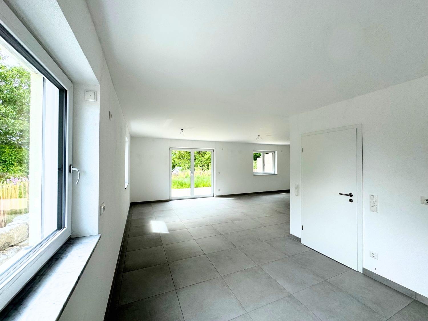 Lage mit Weitblick: Traumhafte DHH, modern & hell KFW40 - Bild 15