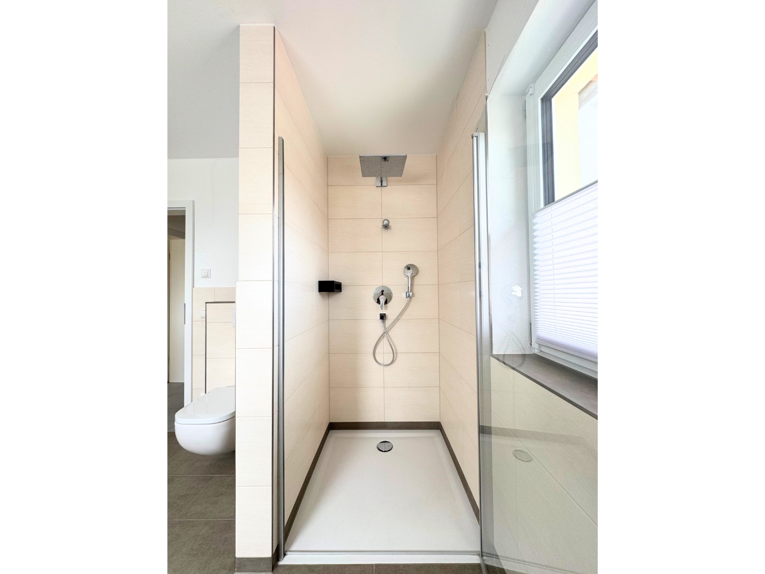 Lage mit Weitblick: Traumhafte DHH, modern & hell KFW40 - Bild 12